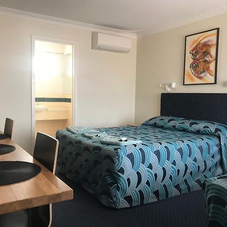 Bunbury Motel Экстерьер фото